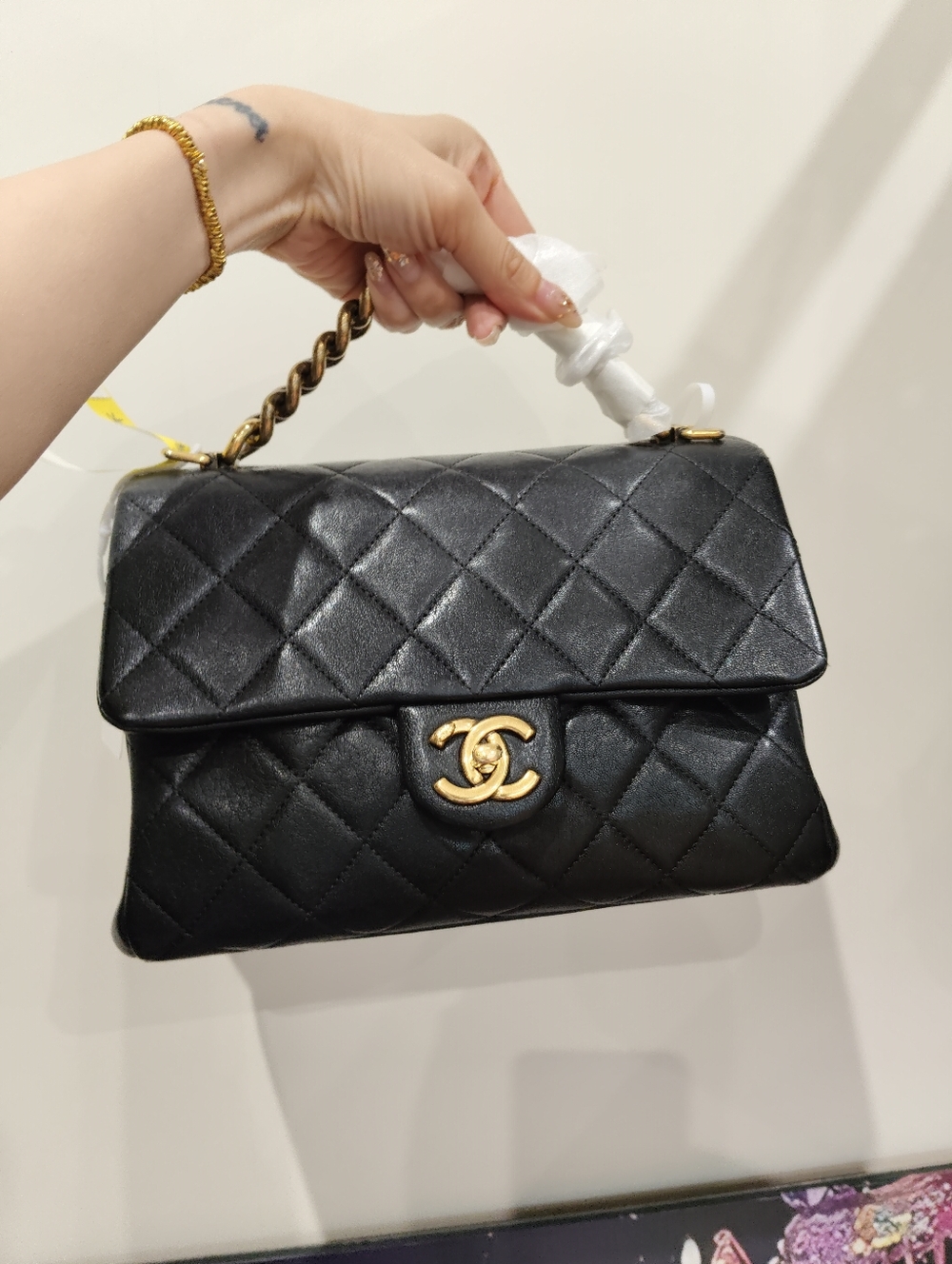 CHANEL Black Quilted Leather Shoulder Bag with Gold CC